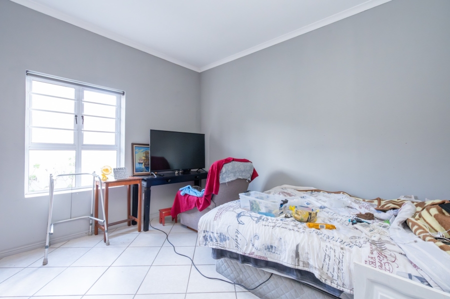 9 Bedroom Property for Sale in Country Club Western Cape